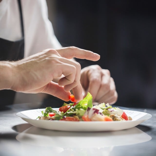 Food plating and meal presentation tips for aged care