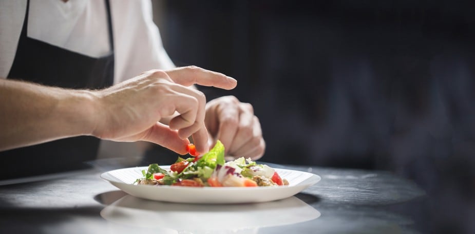 Food plating and meal presentation tips for aged care