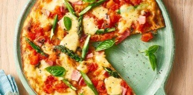 Potato & Cauliflower Pizzas with Bocconcini, Asparagus & Bacon Potato & Cauliflower Pizzas with Bocconcini, Asparagus & Bacon