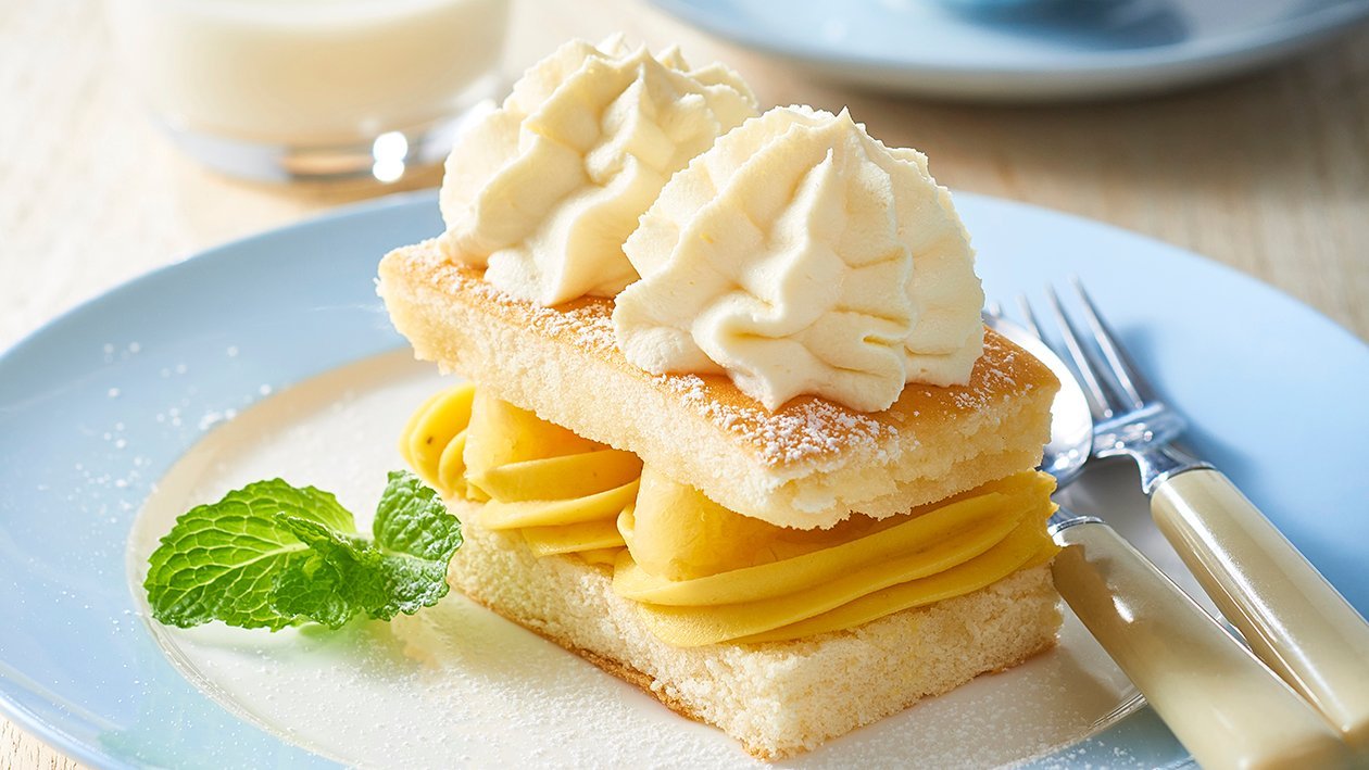 Pineapple Cream Sponge Cake – Recipe