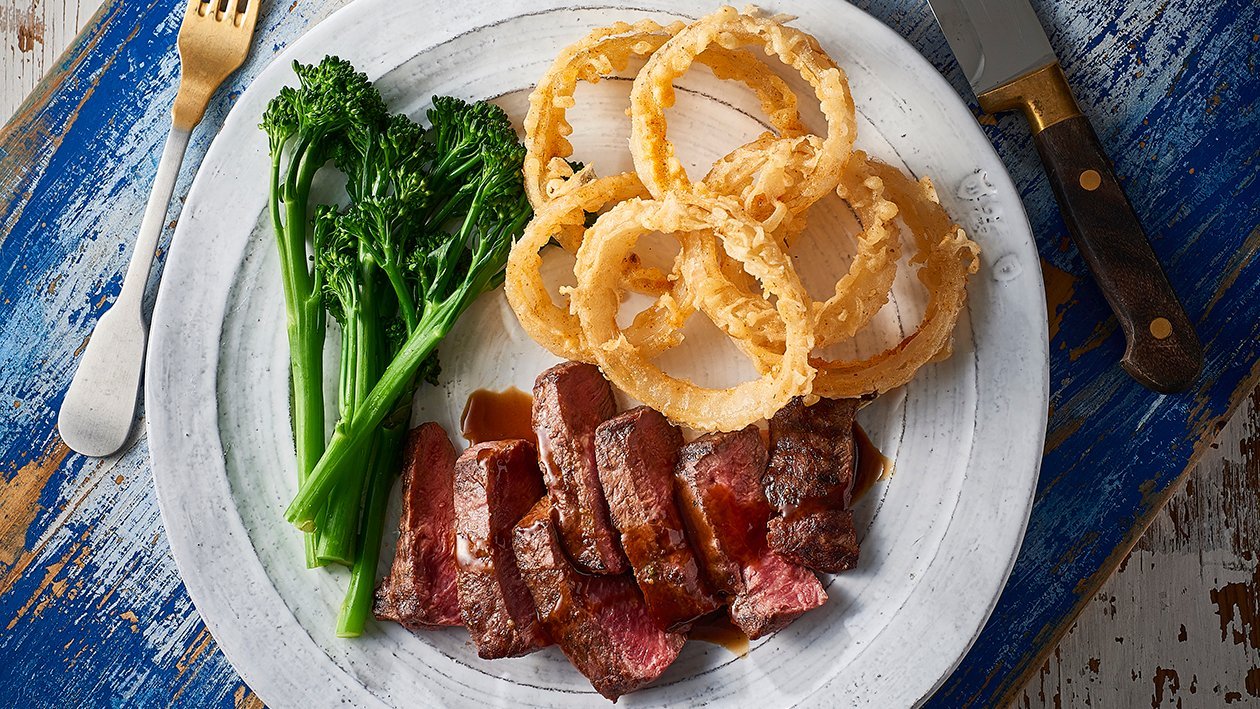 Flat Iron Steak, Paris Mash & Bourbon Jus – Recipe