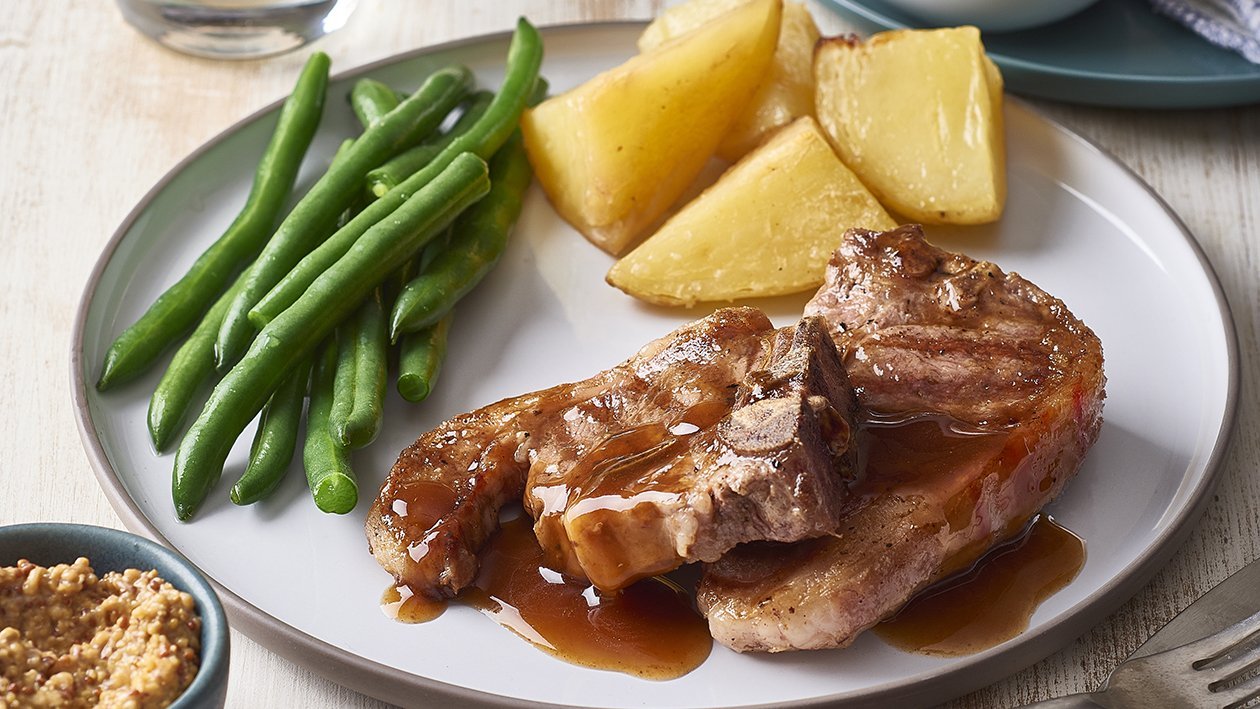 Lamb Loin Chops with Roast Potatoes and Cider Gravy – Recipe