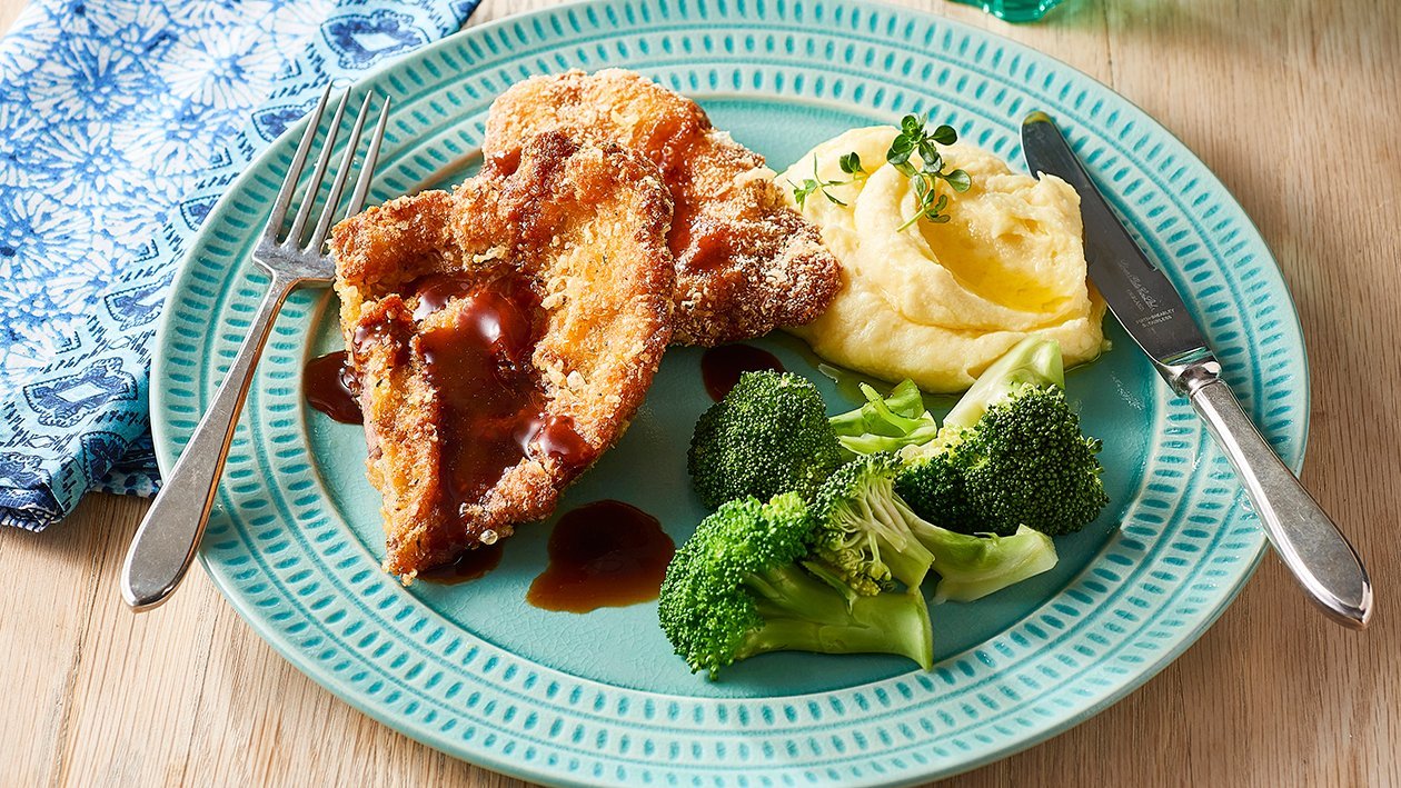 Lamb Schnitzel with Rosemary Parmesan Crumb – Recipe