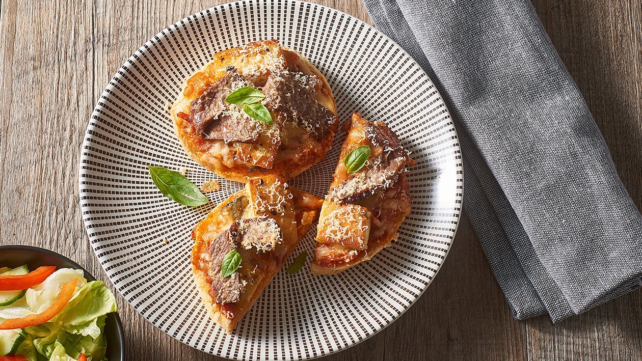 Mini Beef Pizzas – Recipe