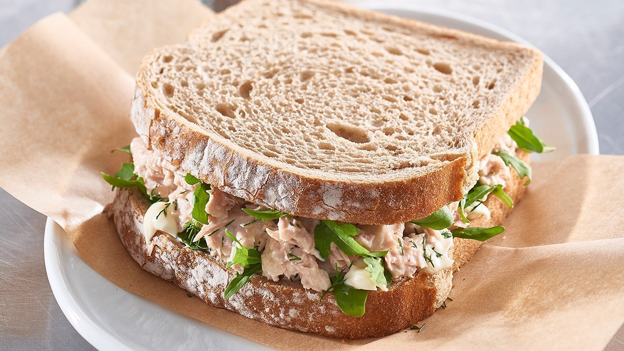 Spring Water Tuna on Rye with Fresh Dill, Mayo and Rocket – Recipe