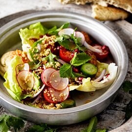 Tabouli Salad with Falafel, Hummus and Crunchy Pita Tabouli Salad with Falafel, Hummus and Crunchy Pita