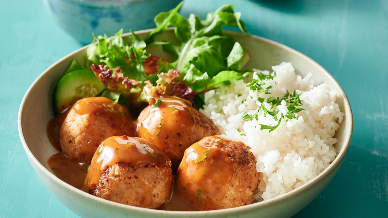 Thai Chicken Meatballs with Thai Coconut Gravy – Recipe