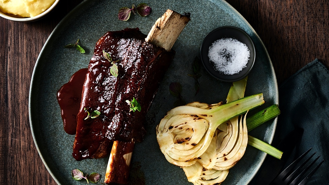 Beef Short Ribs with Espresso Glaze – Recipe