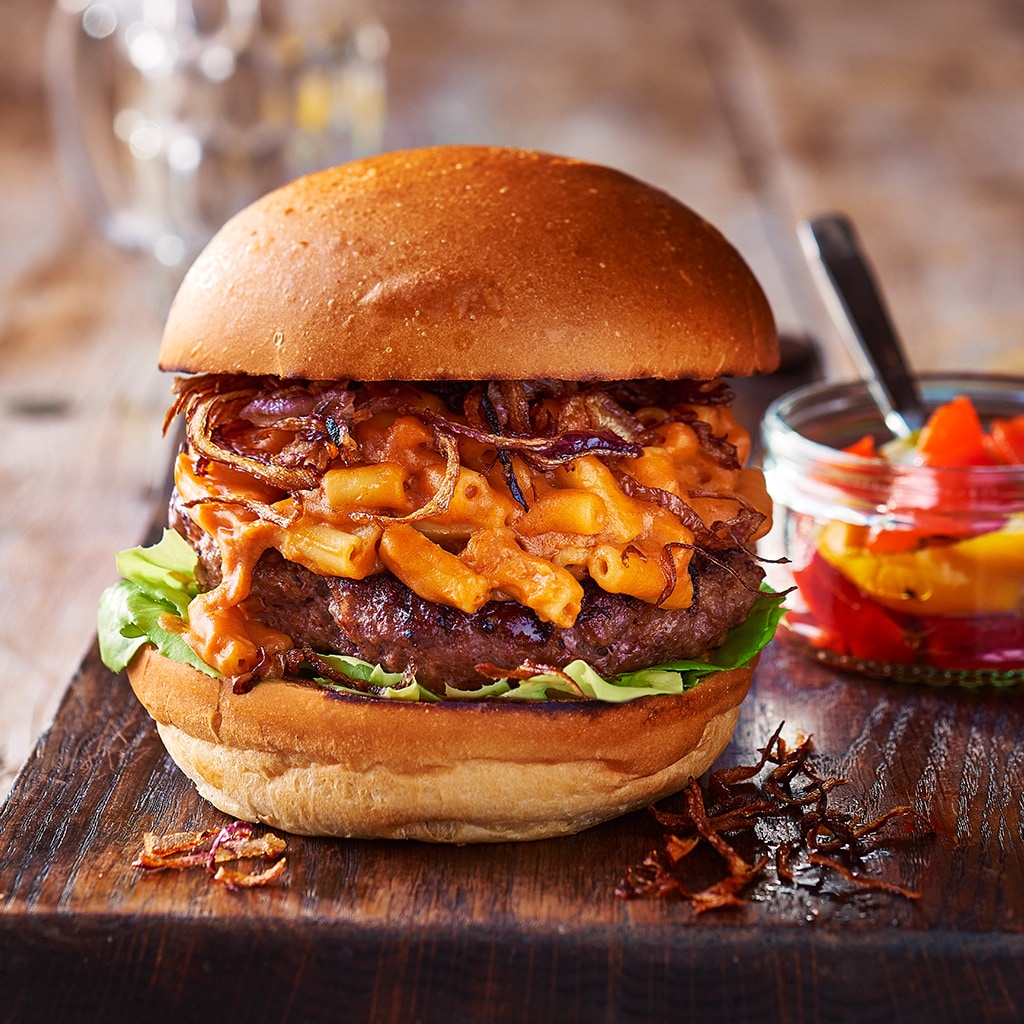 Chipotle Mac and Cheese Beef Burger Chipotle Mac and Cheese Beef Burger