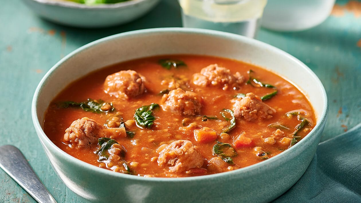 Pork and fennel sausage, tomato and lentil stew – Recipe
