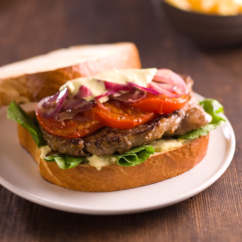 Prime Rib Steak Sandwich with Horseradish Sauce Prime Rib Steak Sandwich with Horseradish Sauce
