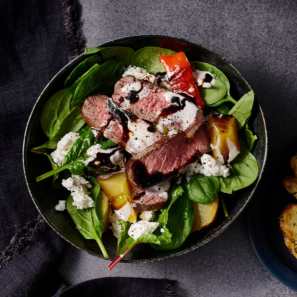 Steak Salad with Roasted Beets, Goat's Cheese and Walnut Pesto Steak Salad with Roasted Beets, Goat's Cheese and Walnut Pesto