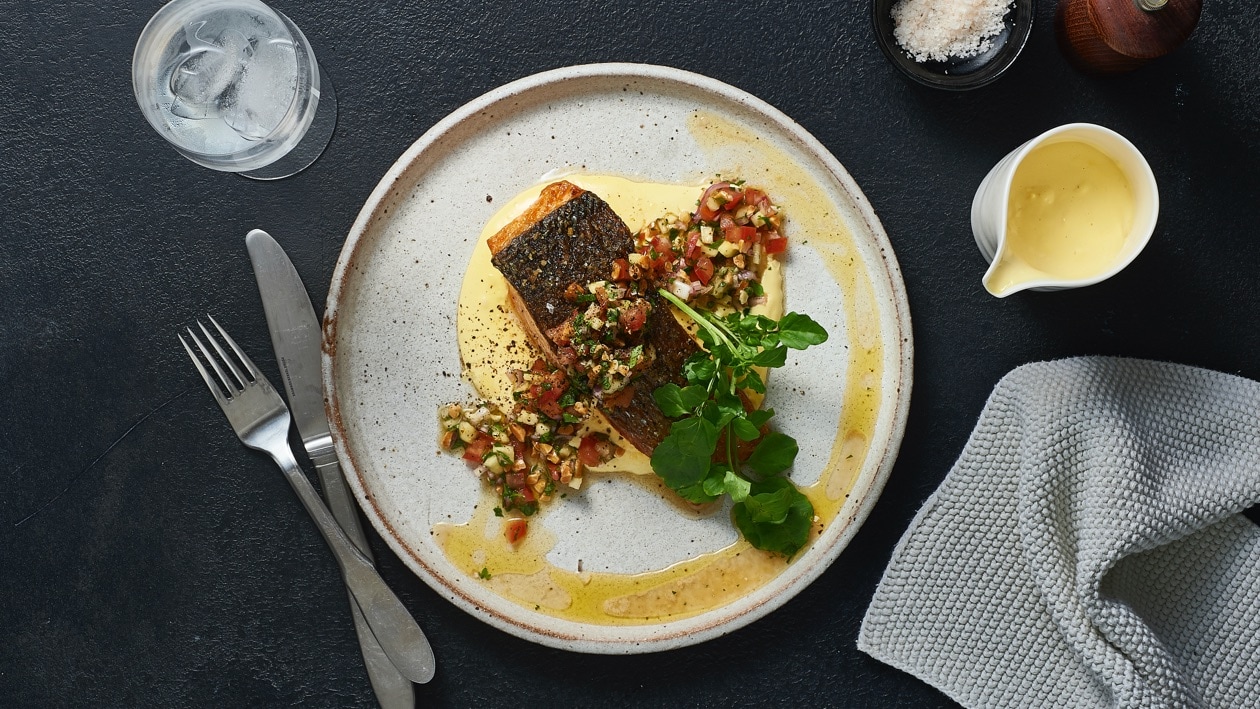 Hawaiian Salmon with Lime Hollandaise – Recipe