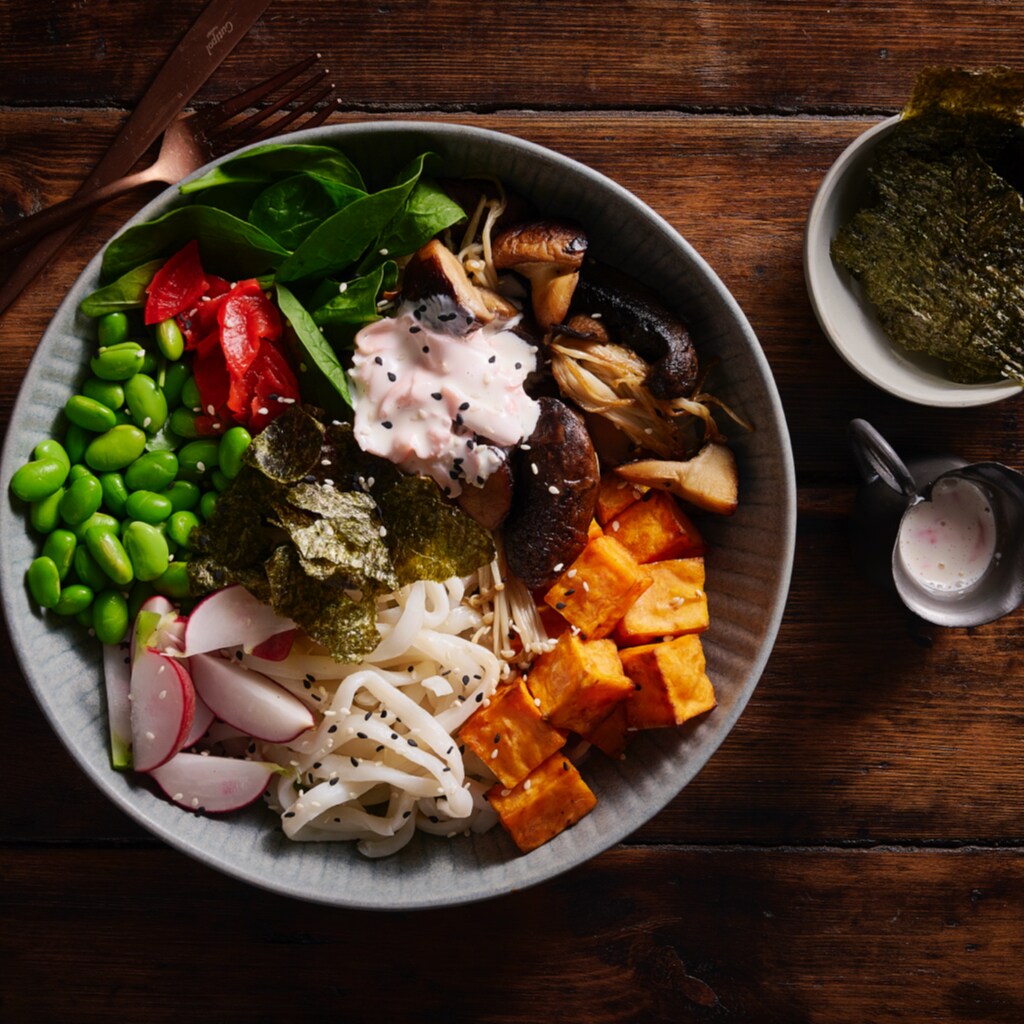 Shroom Bowl with Miso Ginger Vinaigrette Shroom Bowl with Miso Ginger Vinaigrette