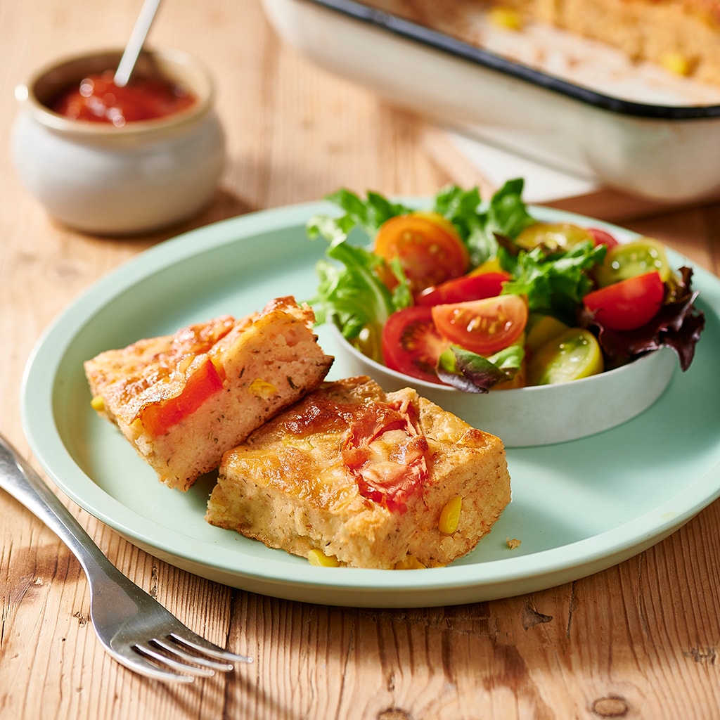 Tomato and cheddar cheese cornbread Tomato and cheddar cheese cornbread